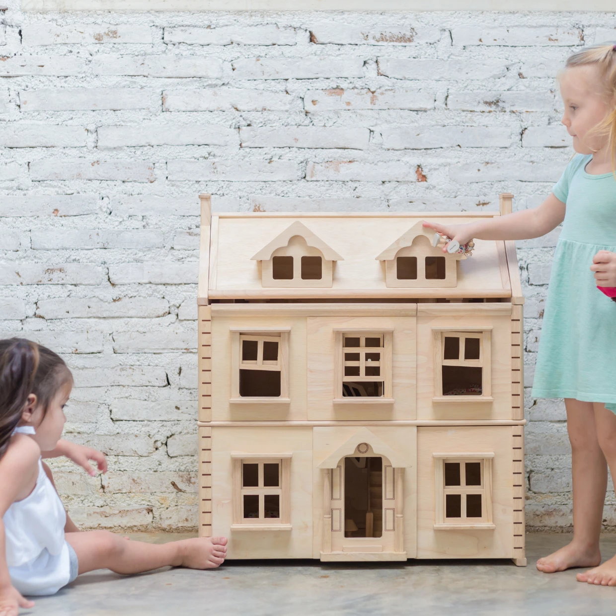Victorian Dolls House